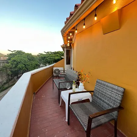 Lovely Duplex With Balcony! * Cartagena